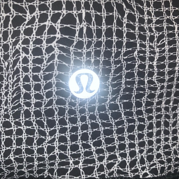 LULULEMON leggings black white reflective logo - Picture 3 of 14